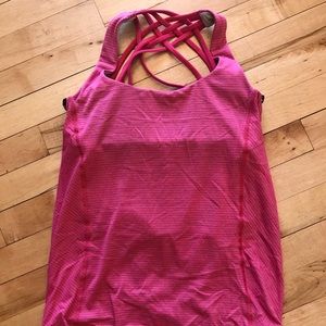 Lululemon top size 4